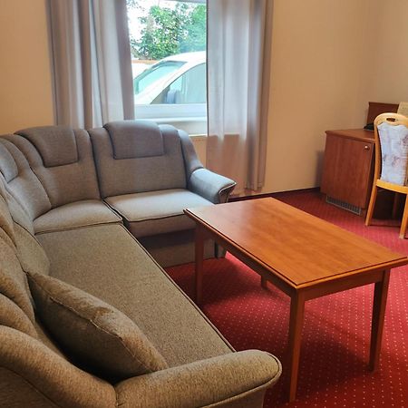 Hotel Dowhan Nowe Bagian luar foto