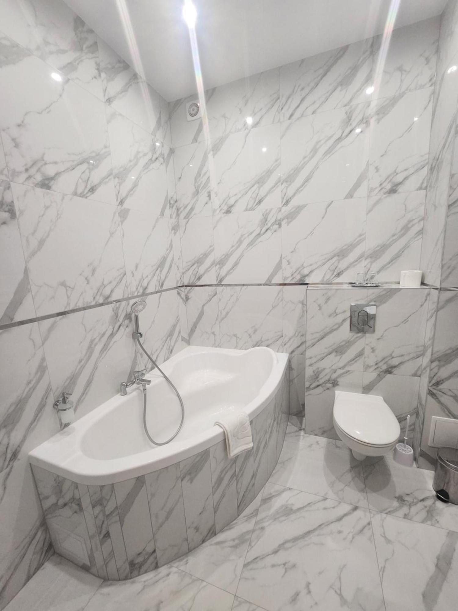 Hotel Dowhan Nowe Bagian luar foto